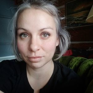 Meet your Posher, Genevieve